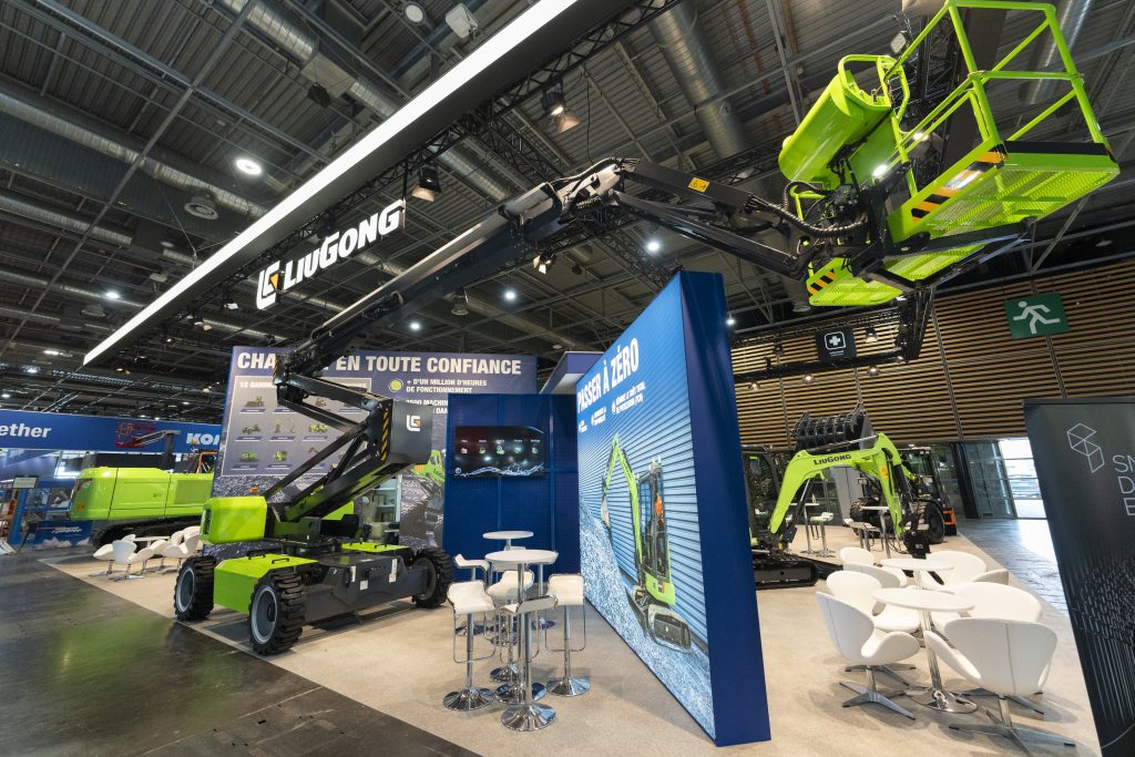 LIUGONG-01008-1024x683 亿万先生MR·(中国集团)官方网站