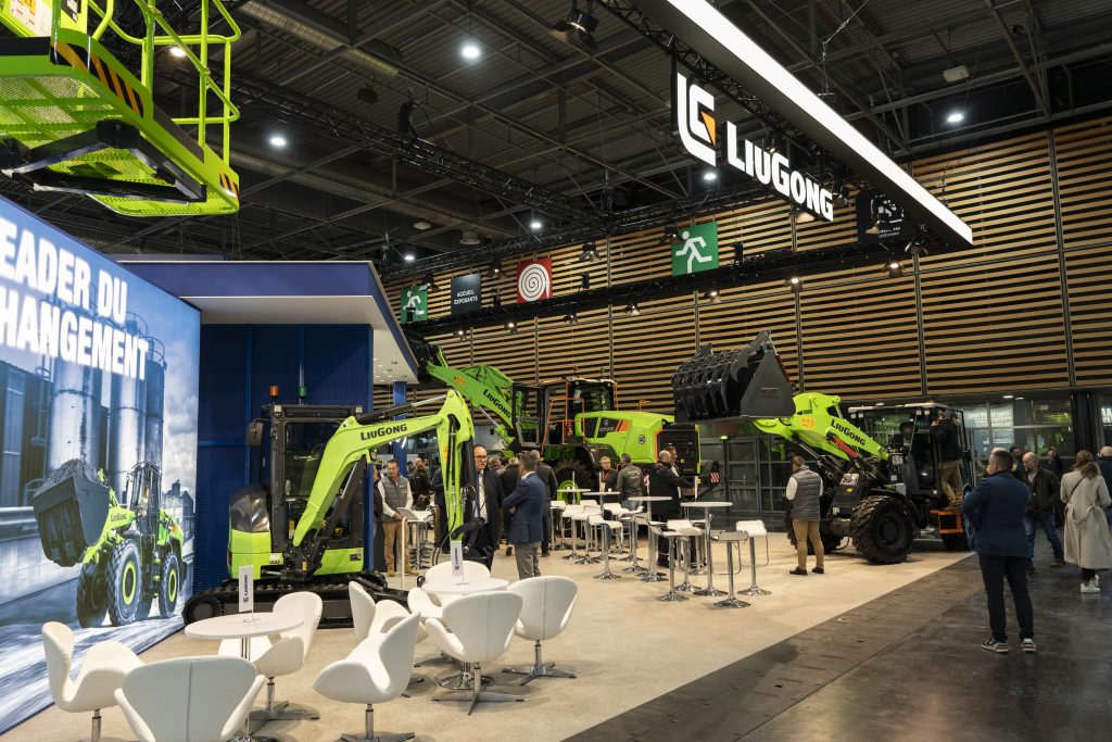 LIUGONG-01058-1024x683 亿万先生MR·(中国集团)官方网站