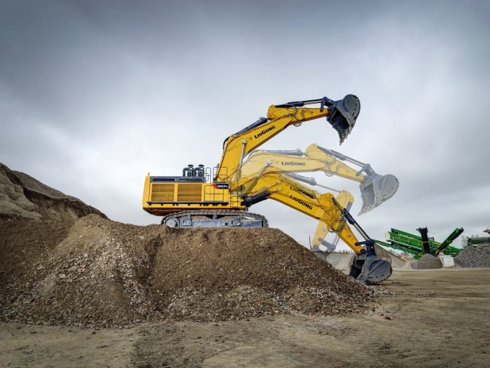 995F-1-min-scaled-e1735034519543