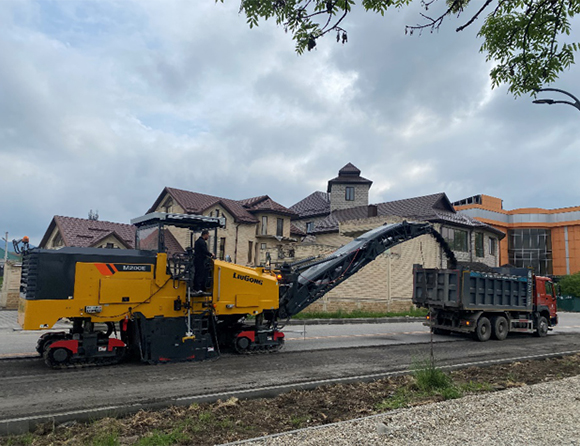 road-2 亿万先生MR·(中国集团)官方网站